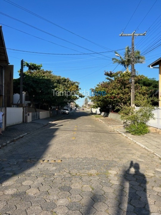 Casa para alquiler de vacaciones em São Francisco do Sul (Enseada)