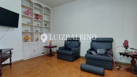 CASA COM PISCINA PARA 17 PESSOAS