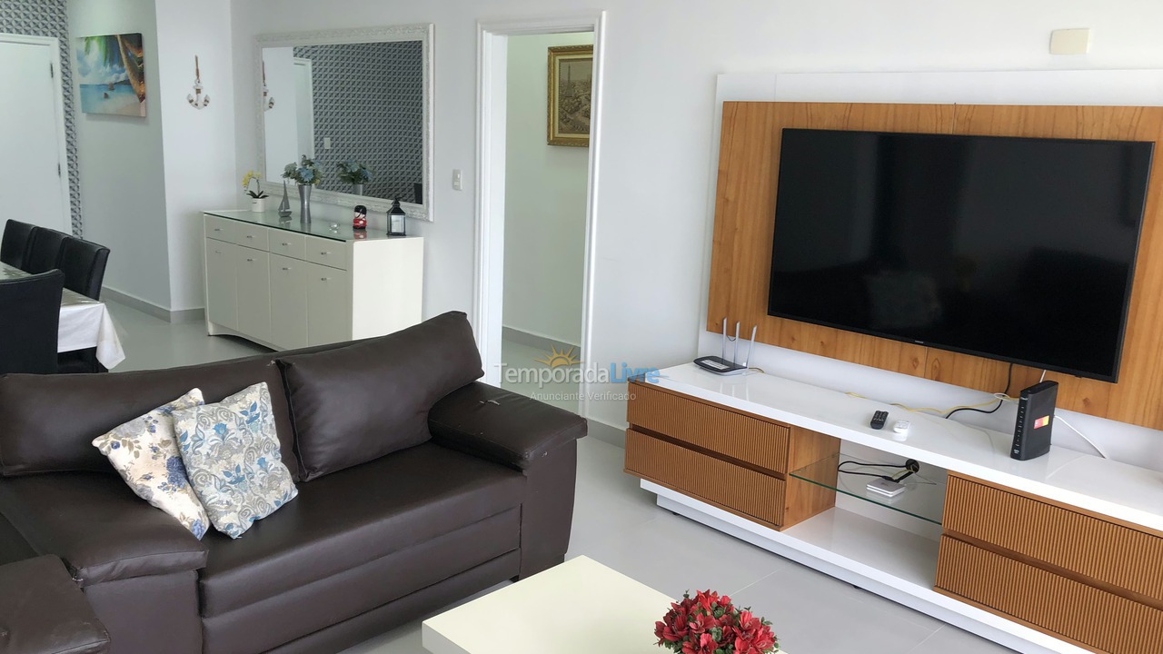 Apartamento para aluguel de temporada em Guarujá (Pitangueiras)