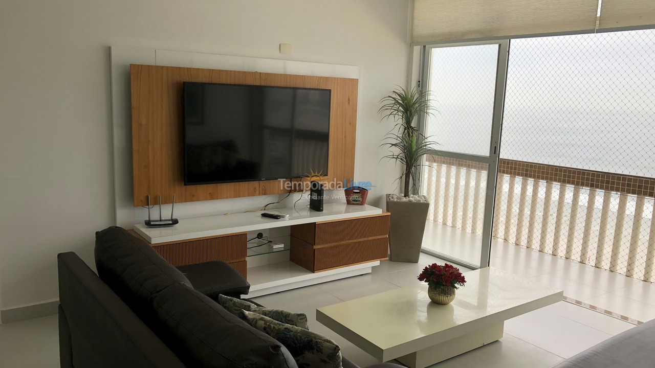 Apartamento para aluguel de temporada em Guarujá (Pitangueiras)