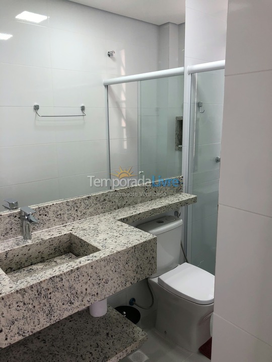 Apartamento para aluguel de temporada em Guarujá (Pitangueiras)