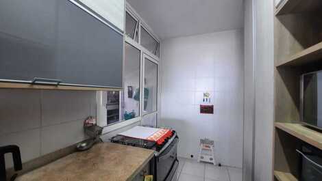 APARTMENT FOR RENT IN CENTRO BERTIOGA FACING THE SEA