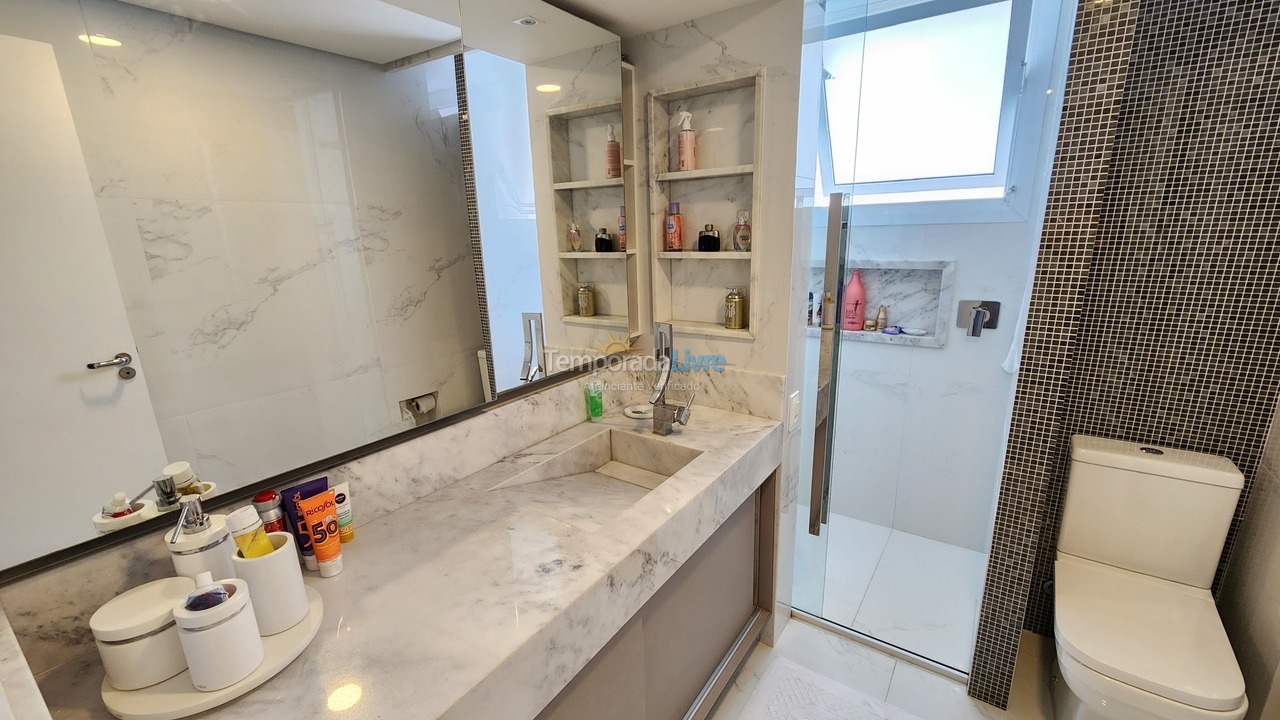 Apartamento para alquiler de vacaciones em Guarujá (Pitangueiras)