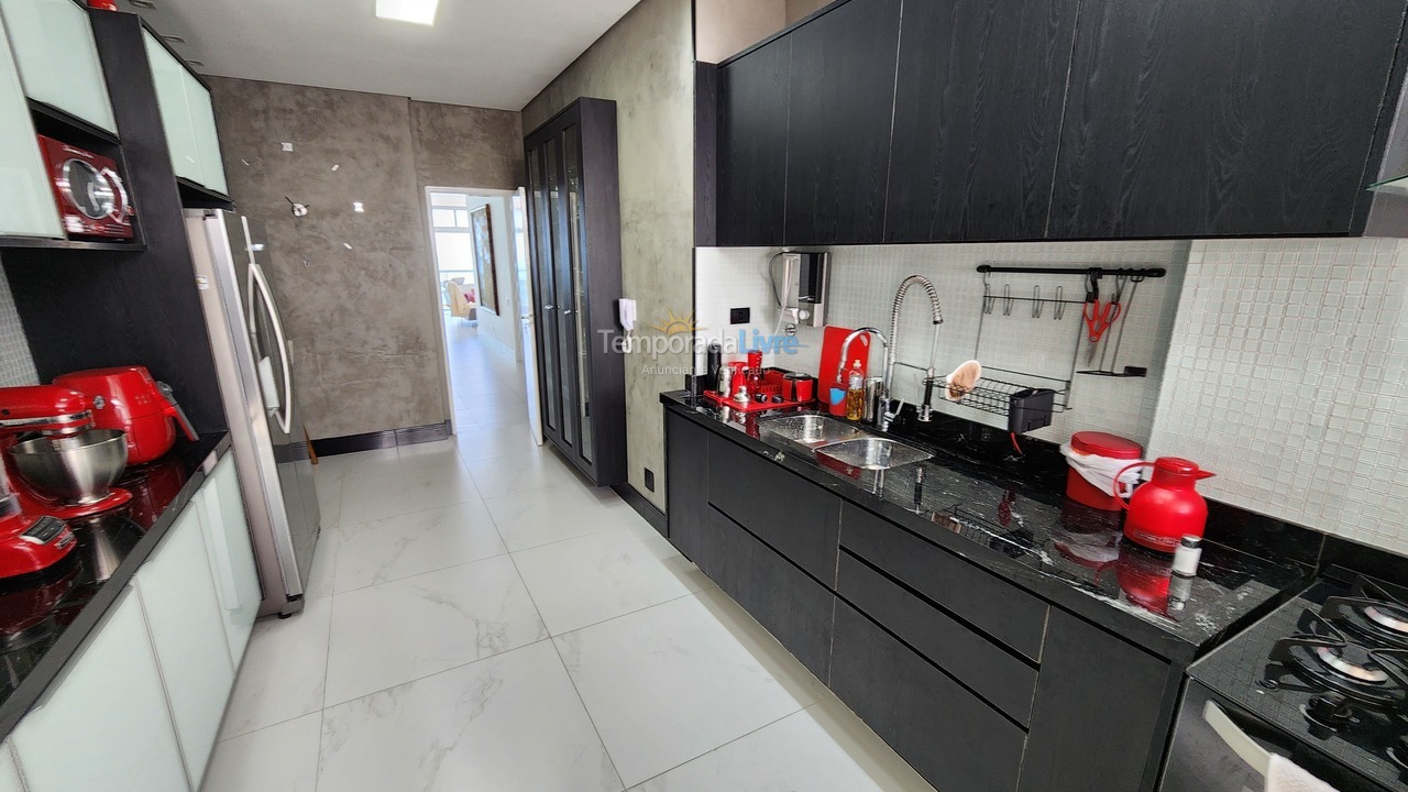 Apartamento para alquiler de vacaciones em Guarujá (Pitangueiras)