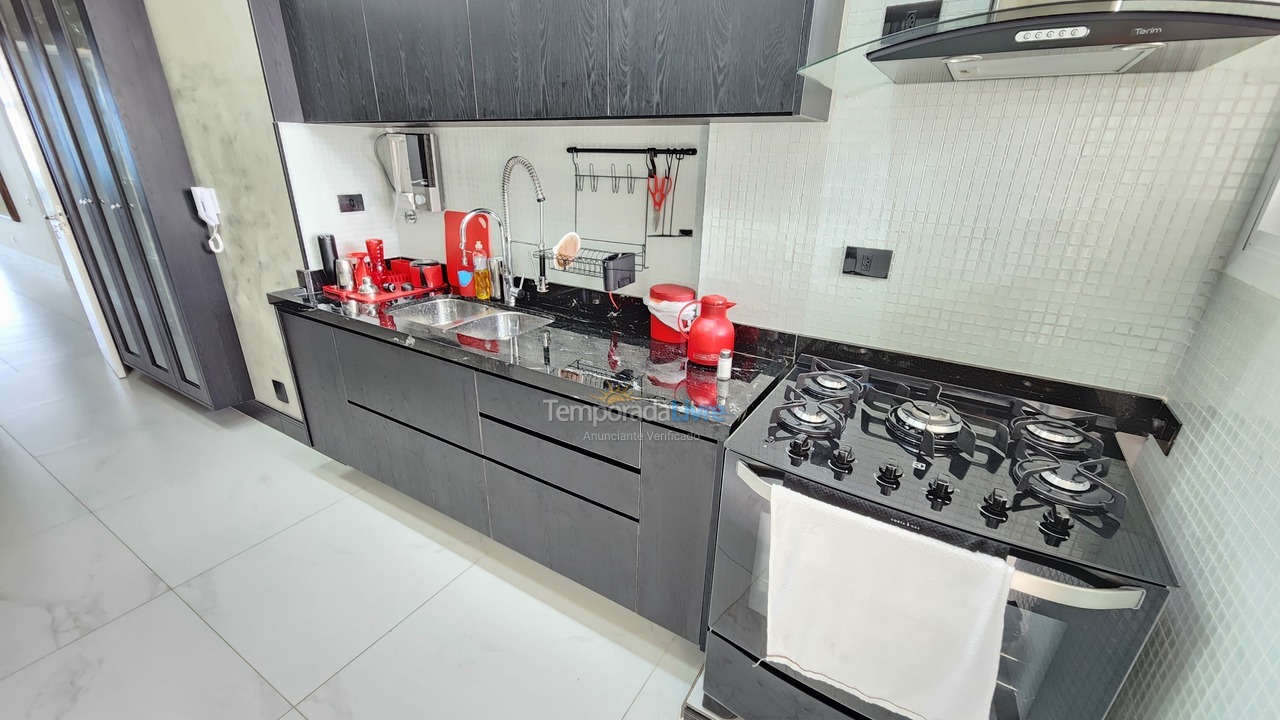 Apartamento para alquiler de vacaciones em Guarujá (Pitangueiras)