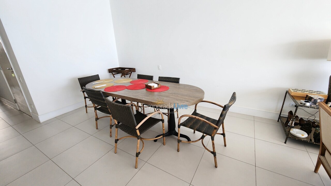 Apartamento para alquiler de vacaciones em Guarujá (Pitangueiras)