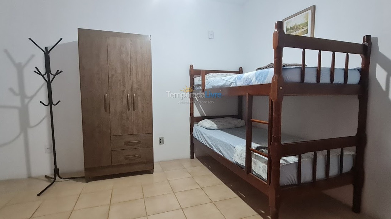 Casa para aluguel de temporada em Florianópolis (Cachoeira do Bom Jesus)