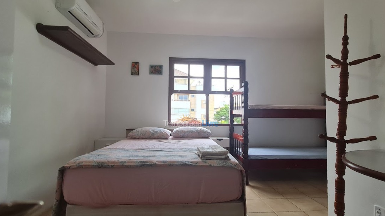 Casa para aluguel de temporada em Florianópolis (Cachoeira do Bom Jesus)