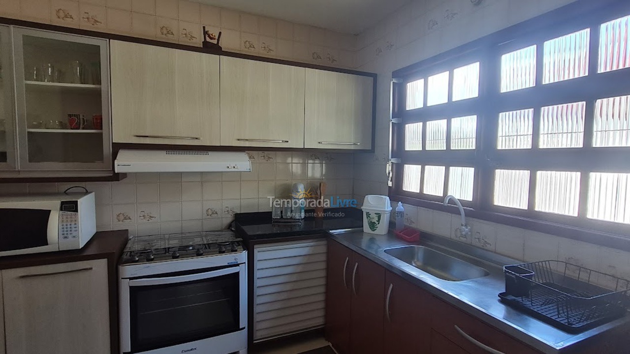 Casa para aluguel de temporada em Florianópolis (Cachoeira do Bom Jesus)