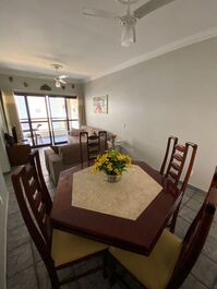 HERMOSO APARTAMENTO EN LA MEJOR UBICACIÓN EN PRAIA GRANDE