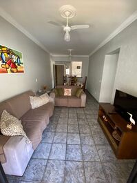 HERMOSO APARTAMENTO EN LA MEJOR UBICACIÓN EN PRAIA GRANDE