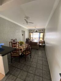 HERMOSO APARTAMENTO EN LA MEJOR UBICACIÓN EN PRAIA GRANDE