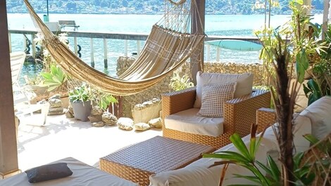 Casa Temporada em ilha e pé na areia