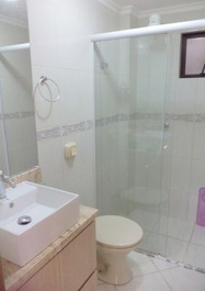 APARTAMENTO TEMPORADA LATERAL MAR, MEIA PRAIA ITAPEMA SC