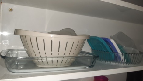 Pirex e potes plásticos