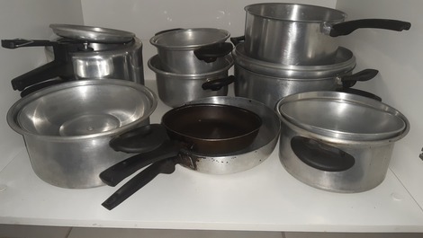 Panelas + panela de pressão 
