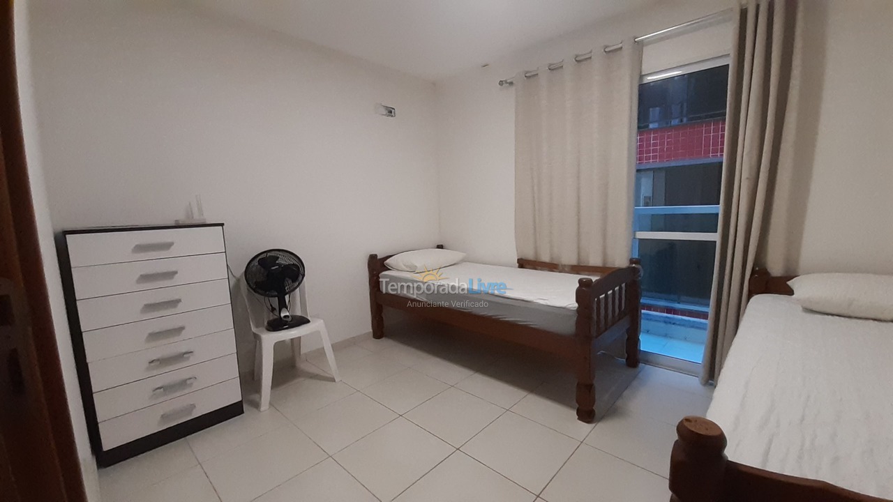 Apartamento para aluguel de temporada em Arraial do Cabo (Prainha)
