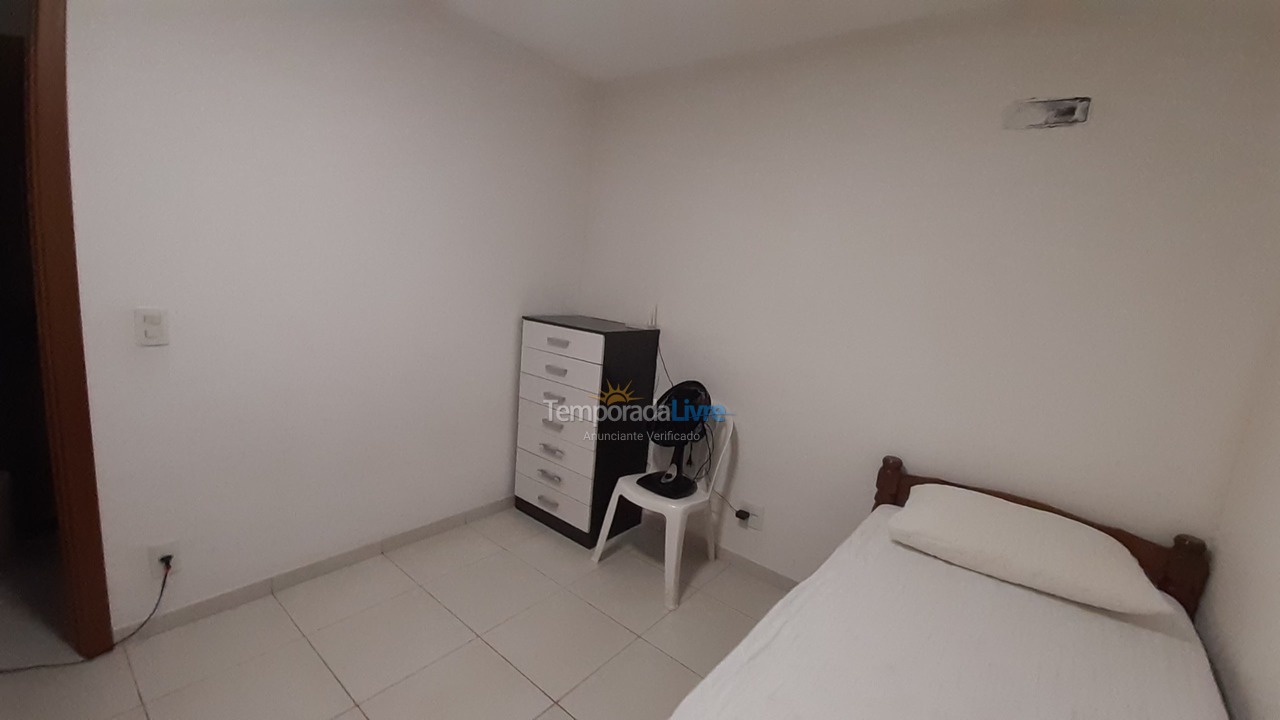 Apartamento para aluguel de temporada em Arraial do Cabo (Prainha)