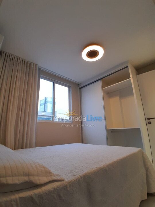 Apartamento para aluguel de temporada em Bombinhas (Praia de Bombas)