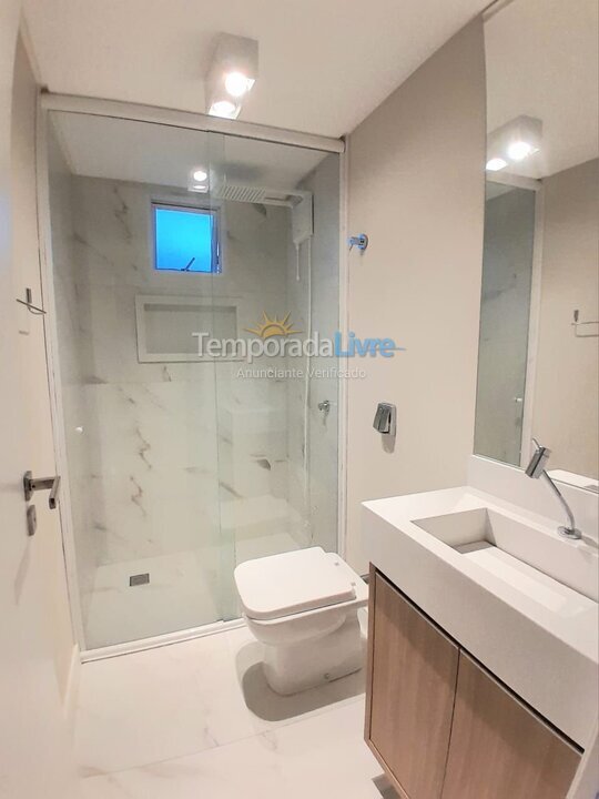 Apartamento para aluguel de temporada em Bombinhas (Praia de Bombas)