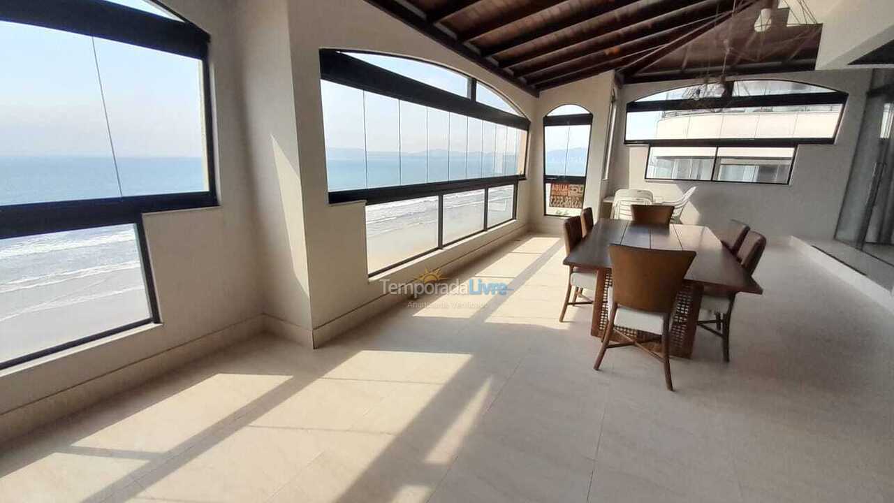 Apartamento para aluguel de temporada em Itapema (Meia Praia)