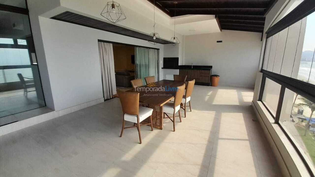 Apartamento para aluguel de temporada em Itapema (Meia Praia)