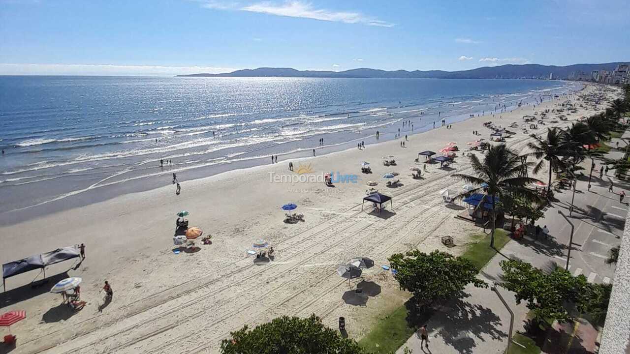 Apartamento para aluguel de temporada em Itapema (Meia Praia)