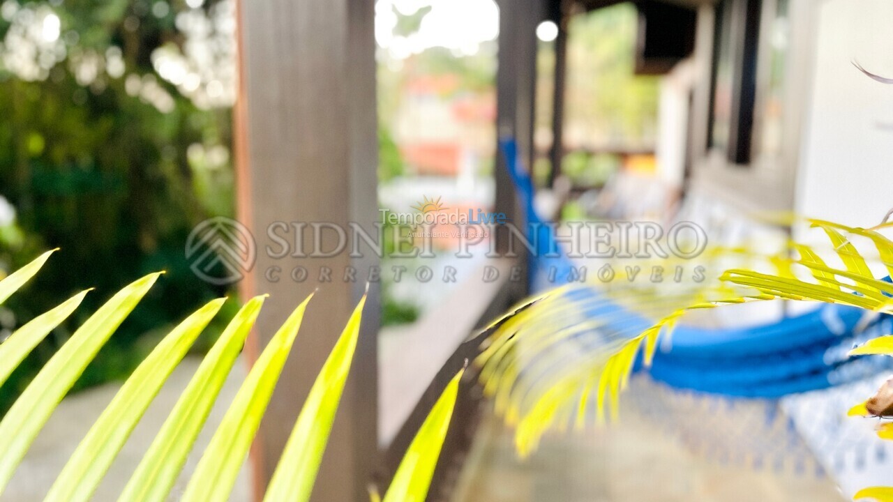 Casa para aluguel de temporada em Bombinhas (Praia de Bombinhas)