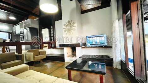 CASA FRENTE MAR 04 DORMITÓRIOS NA PRAIA DA LAGOINHA