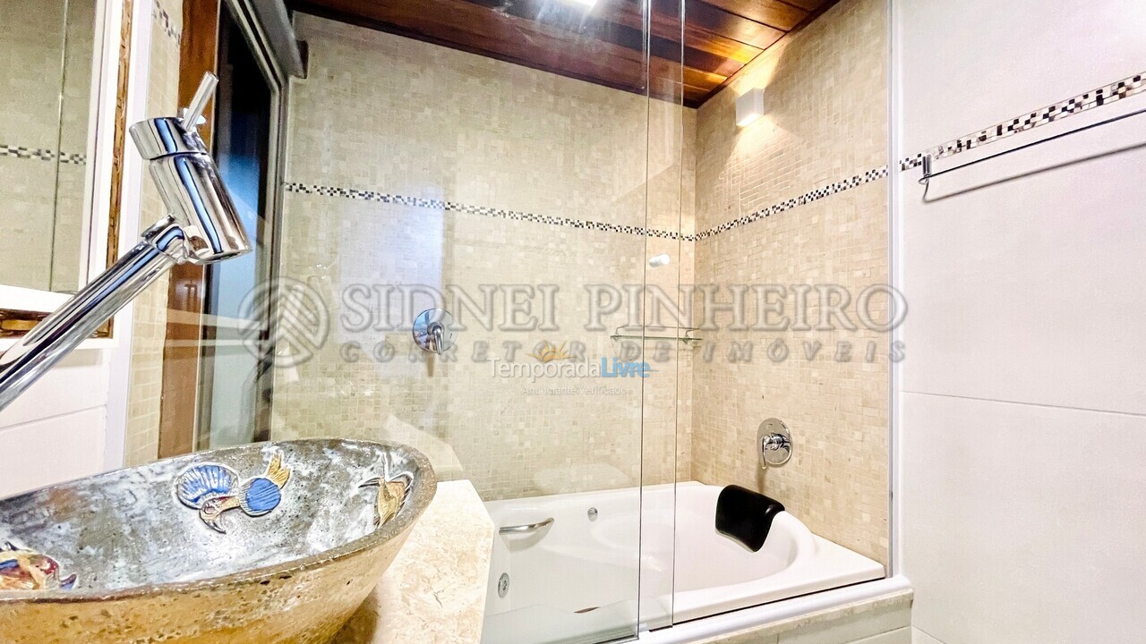 Casa para aluguel de temporada em Bombinhas (Praia de Bombinhas)