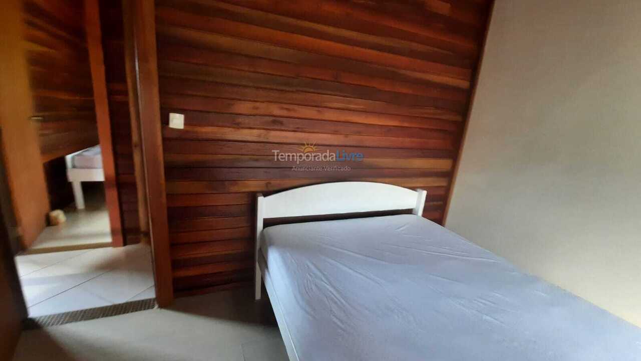 Casa para alquiler de vacaciones em Palhoça (Guarda do Embaú)