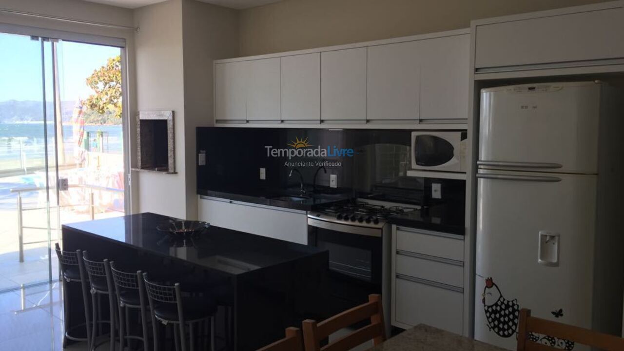 Apartment for vacation rental in Porto Belo (Perequê)