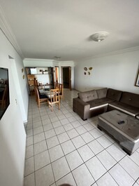 3 habitaciones frente al mar Praia do Morro - Kiosco 09 y 10 con pantalla