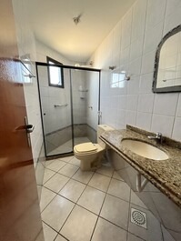 3 habitaciones frente al mar Praia do Morro - Kiosco 09 y 10 con pantalla