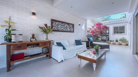 CASA CHAMPAGNE - CONDOMÍNIO SANTA MONICA - CENTRAL BARRA