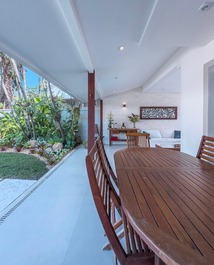 CASA CHAMPAGNE - CONDOMÍNIO SANTA MONICA - CENTRAL BARRA