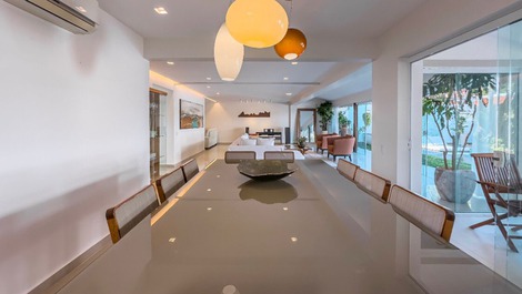 CASA CHAMPAGNE - CONDOMÍNIO SANTA MONICA - CENTRAL BARRA