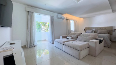 CASA CHAMPAGNE - CONDOMÍNIO SANTA MONICA - CENTRAL BARRA