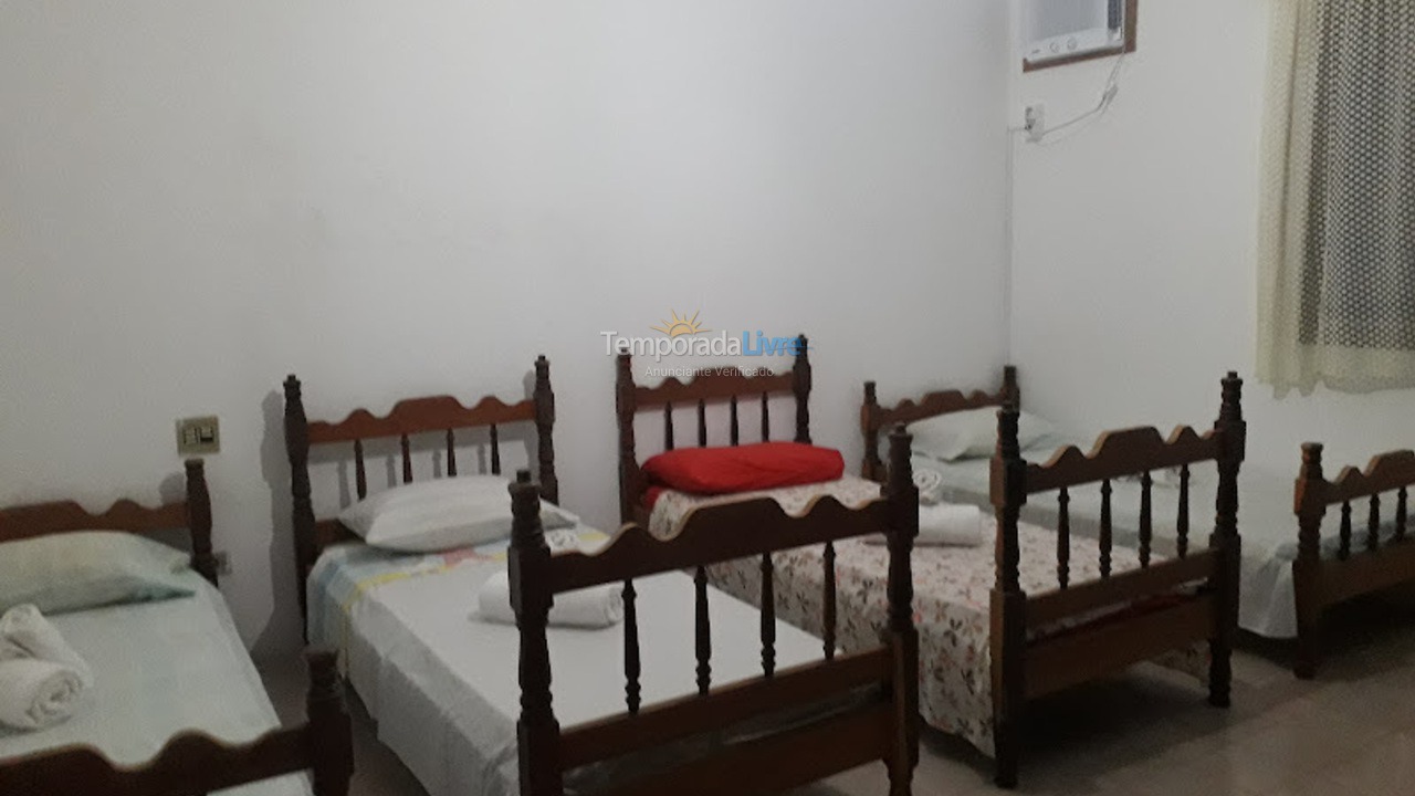 Casa para aluguel de temporada em Florianópolis (Cachoeira do Bom Jesus)