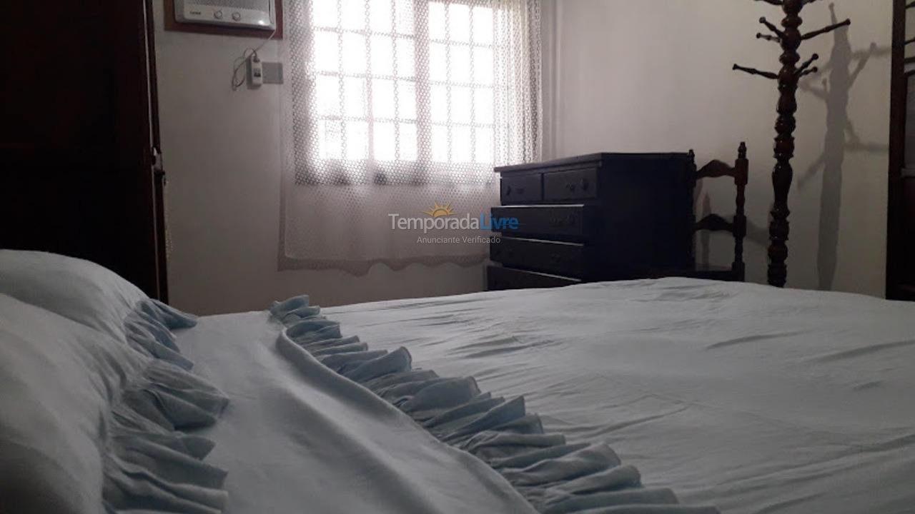 Casa para aluguel de temporada em Florianópolis (Cachoeira do Bom Jesus)