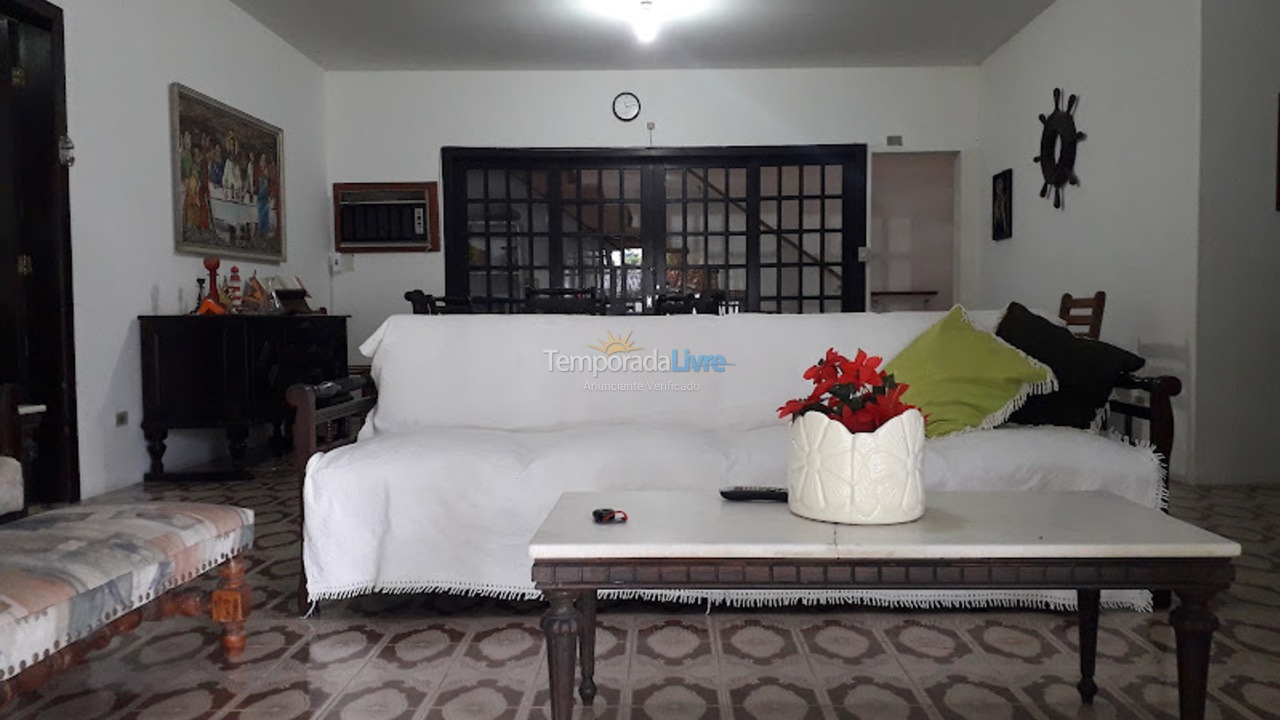 Casa para aluguel de temporada em Florianópolis (Cachoeira do Bom Jesus)