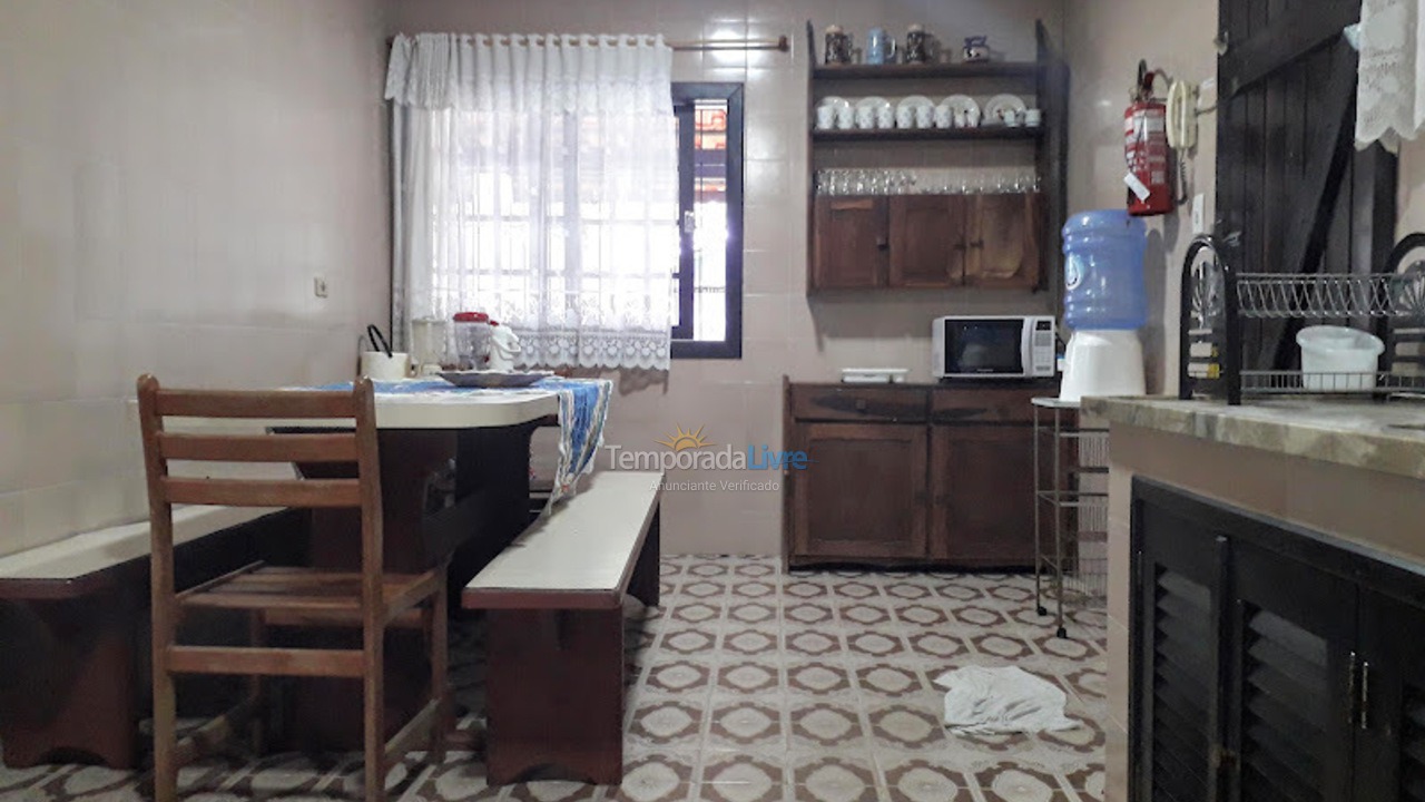 Casa para aluguel de temporada em Florianópolis (Cachoeira do Bom Jesus)