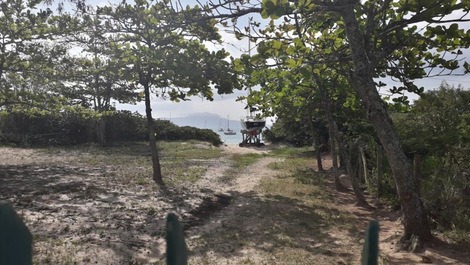 CASA FRENTE MAR COM SAIDA PARA JET SKI