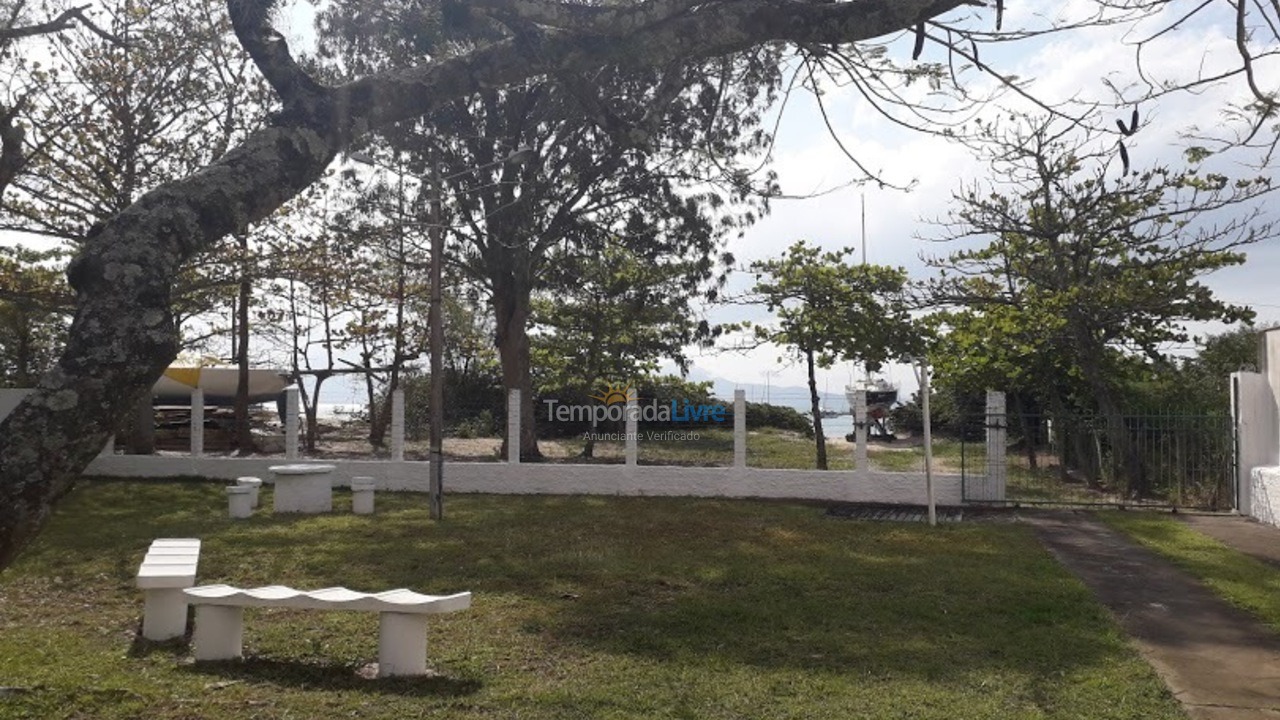 Casa para aluguel de temporada em Florianópolis (Cachoeira do Bom Jesus)