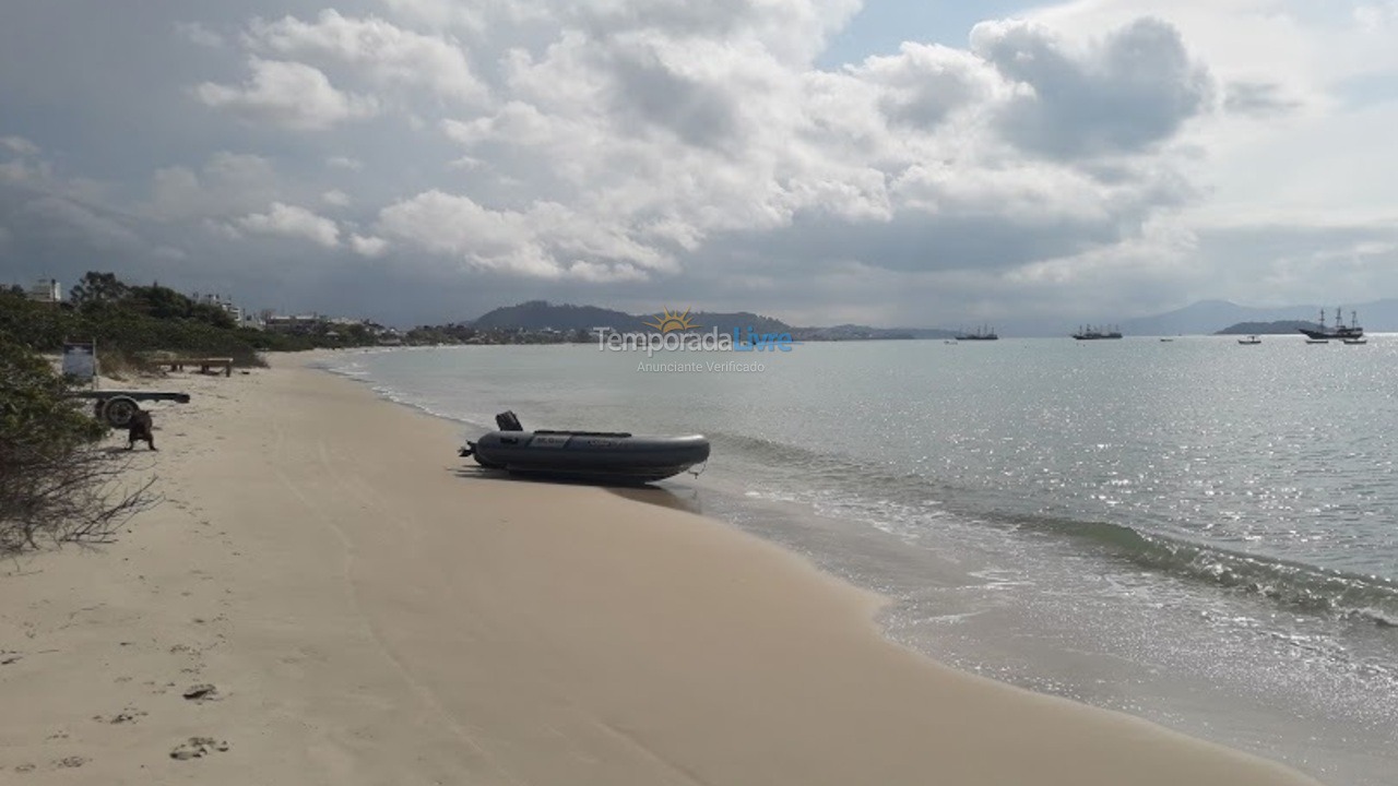 Casa para aluguel de temporada em Florianópolis (Cachoeira do Bom Jesus)