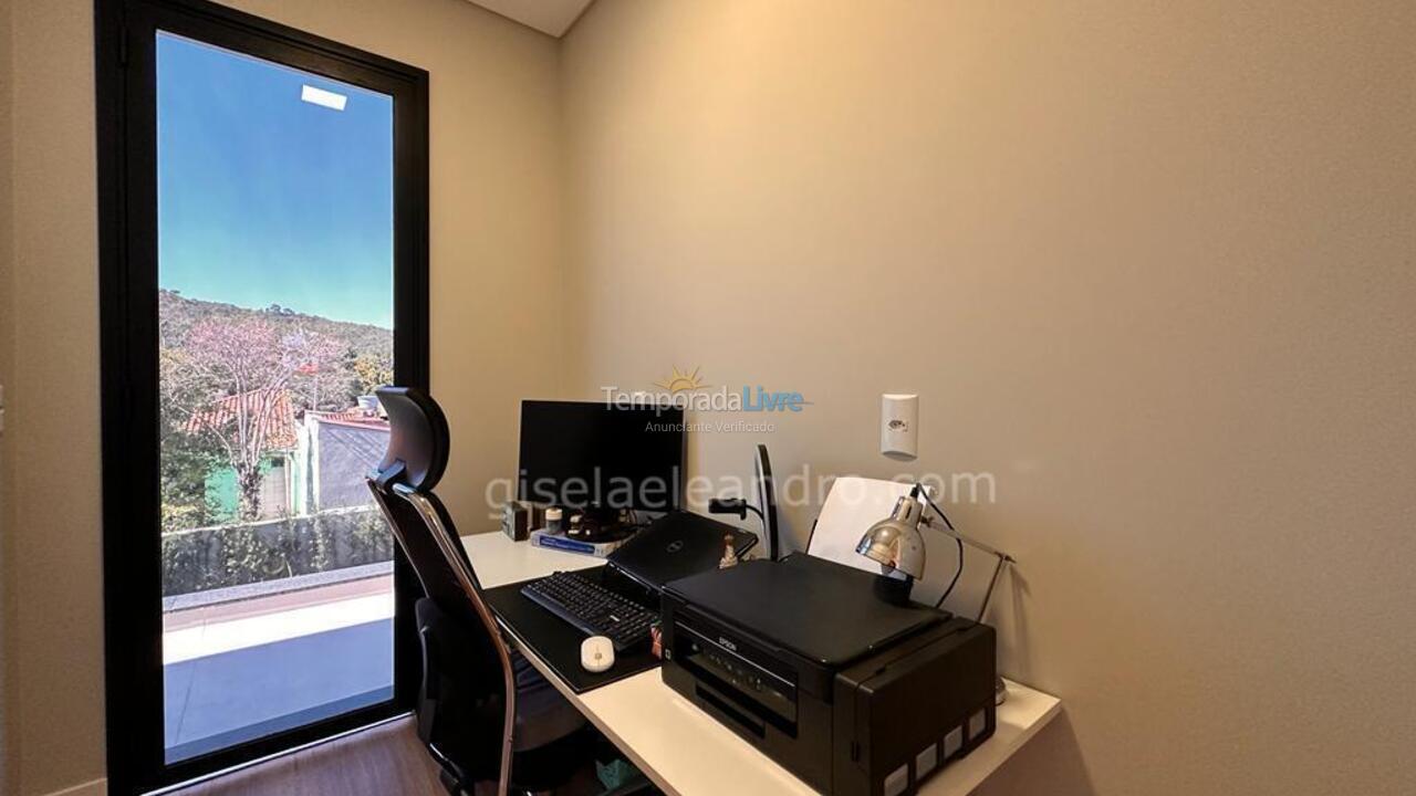 Casa para alquiler de vacaciones em Florianópolis (Praia da Daniela)