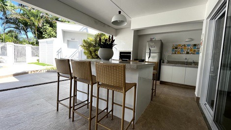 Casa excelente localização próximo à praia na Riviera de São Lourenço