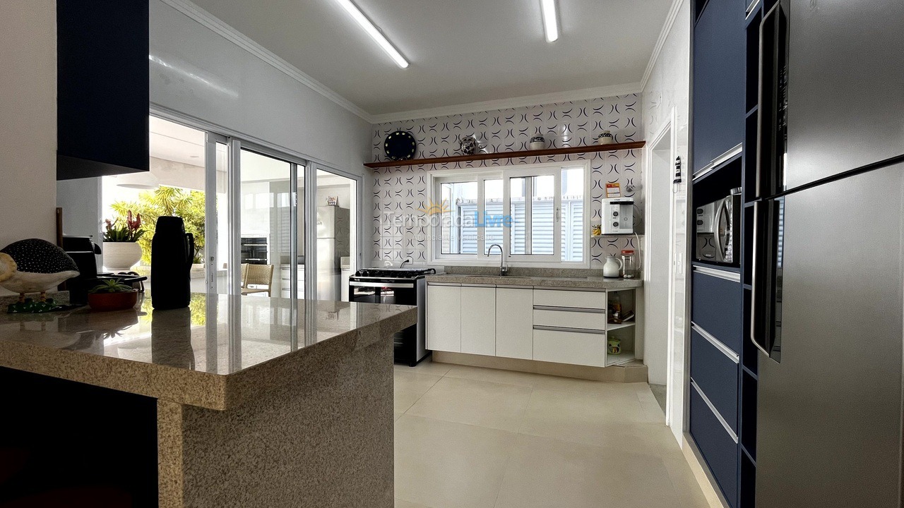 Casa para aluguel de temporada em Bertioga (Riviera de São Lourenço)