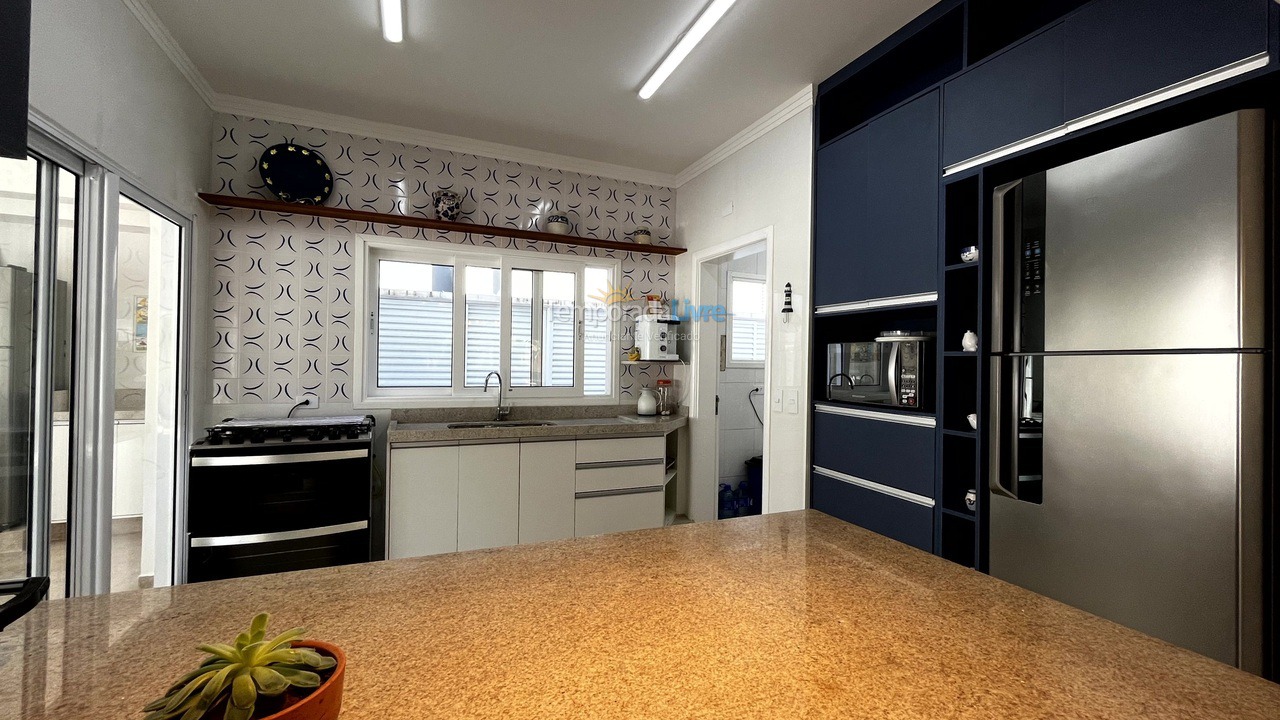 Casa para aluguel de temporada em Bertioga (Riviera de São Lourenço)