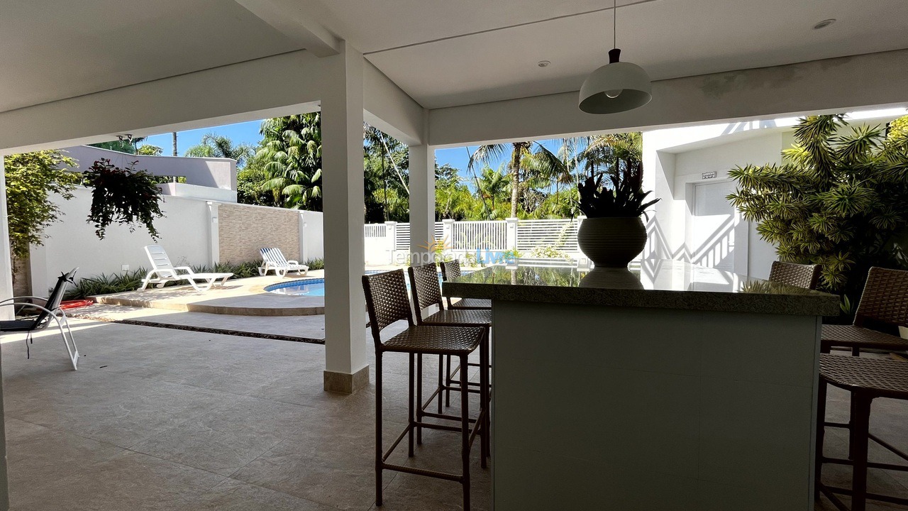 Casa para aluguel de temporada em Bertioga (Riviera de São Lourenço)